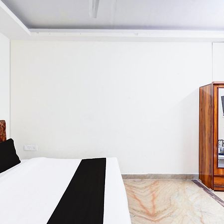 Hotel O Ashoka Inn Hotel Near Botanical Garden نويدا المظهر الخارجي الصورة