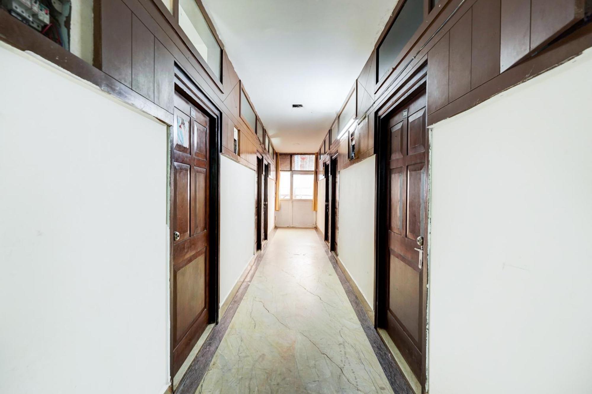 Hotel O Ashoka Inn Hotel Near Botanical Garden نويدا المظهر الخارجي الصورة
